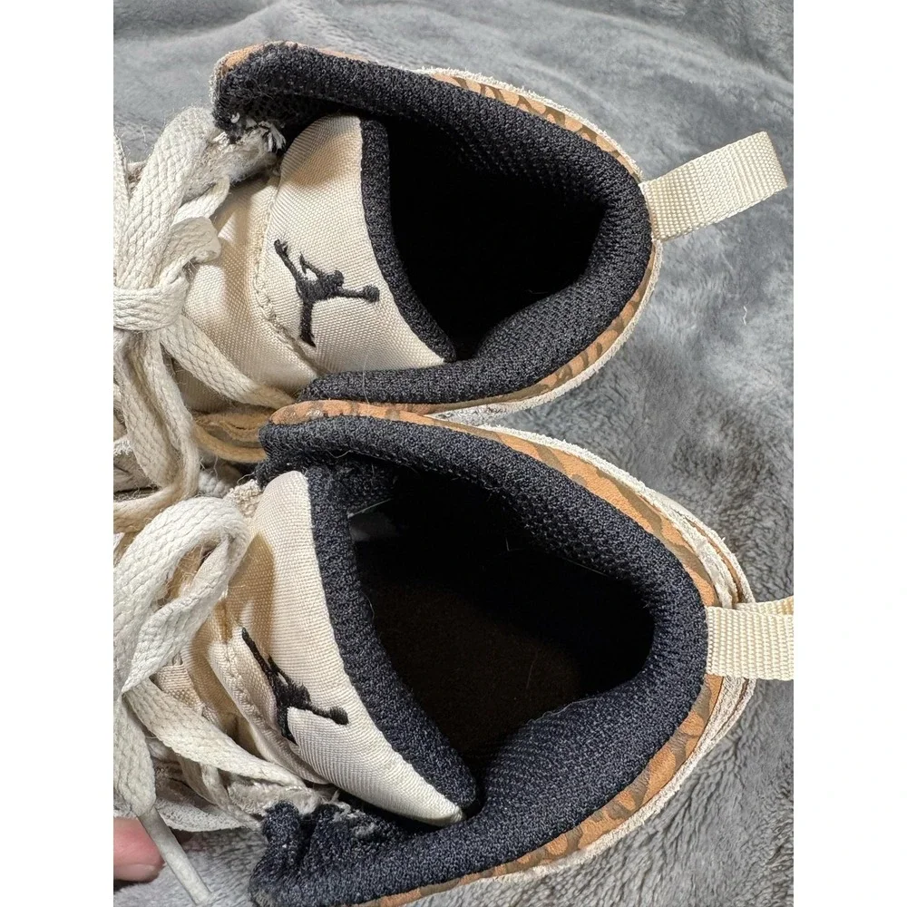 Jordan 1 Mid Shoes Kids Size 9C Beige Suede Animal Print Sneakers DZ5371-102